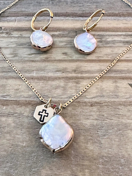 Pearl & Cross Necklace | "The Priceless Pearl"